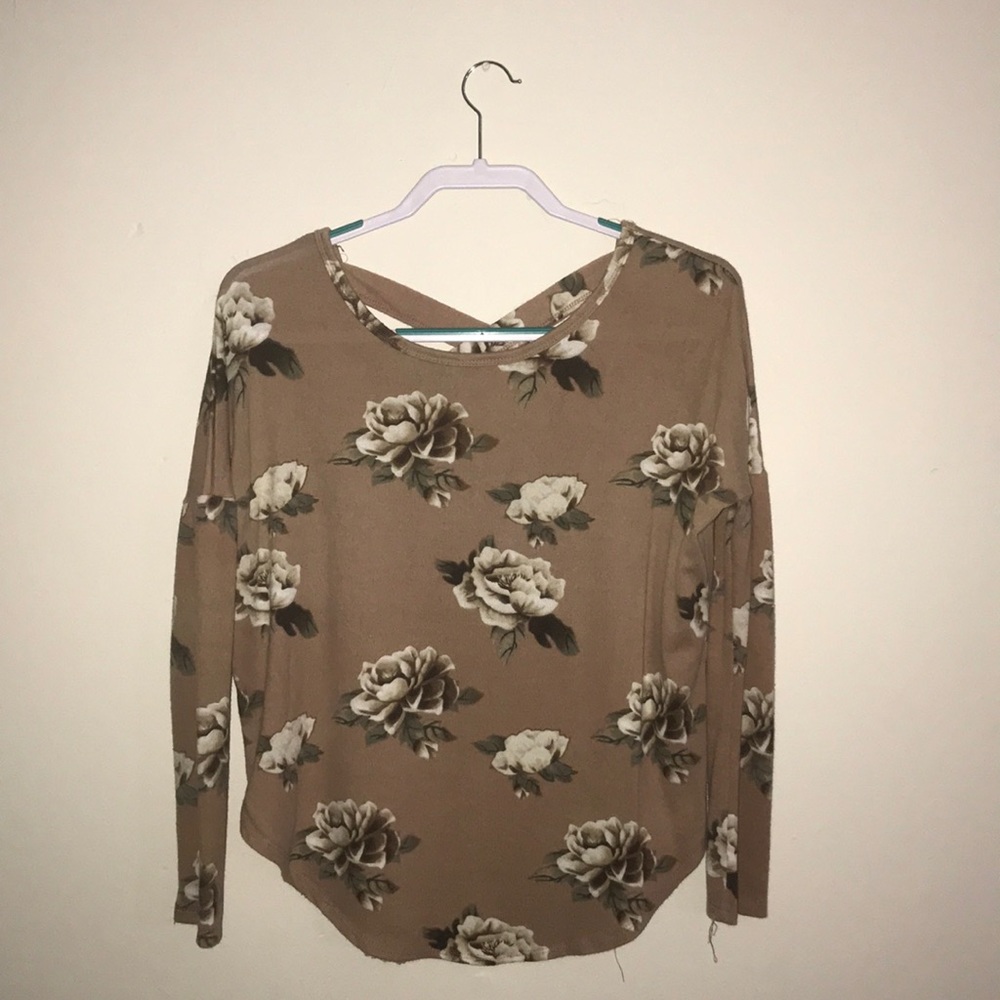 Long sleeve floral top